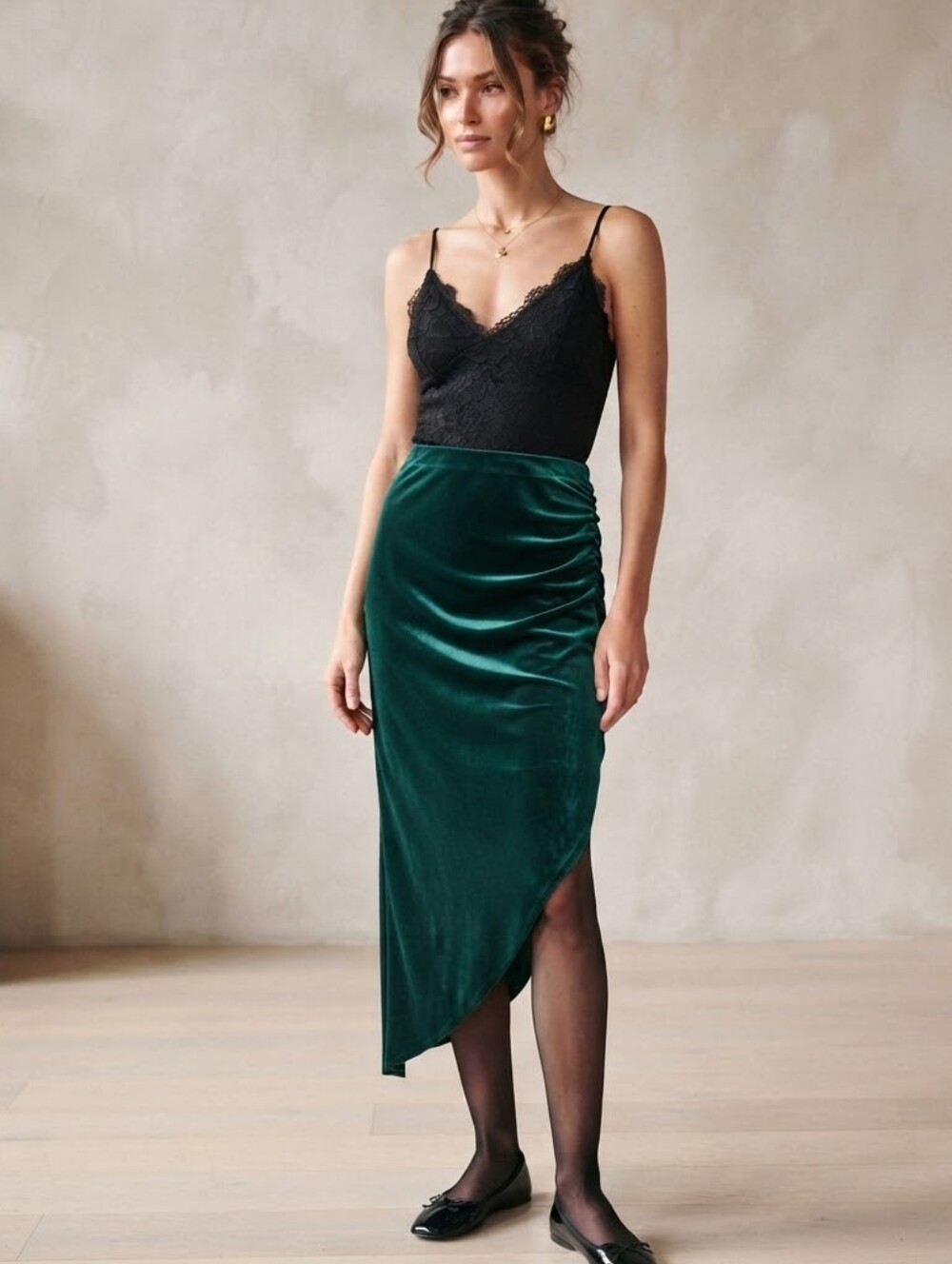 Revolve Velvet Green Bailey 44 Ruched Skirt Size Small Stretch Dark Romantic